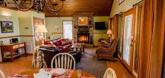 Excellent location — rated 9.7/10! Asheville Cabins Of Willow Winds