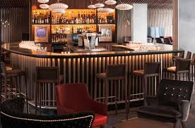 Comptoir Bar Tasseaux Bar Restaurant Comptoir De Bar Interieurs Cafe