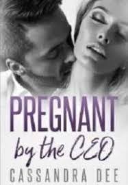 Jeannie Hook's Instagram, Twitter & Facebook