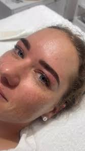 Hi 👋 I'm Sam, the face behind Samantha Devine Beauty. I'm 36 years old and  have been a diploma qualified beauty therapist for over 13 years. My three  children and naughty cavoodle