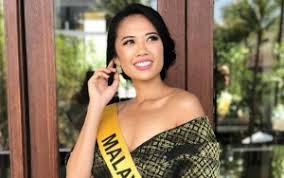Miss universe theme evening gown preliminary competition fox version. Pakai Batik Motif Parang Miss Grand Malaysia 2018 Ramai Terima Cibiran