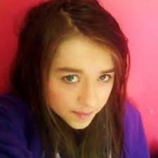 faye waldron (@fayerobbie)