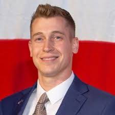 Bryce Dabbs's Instagram, Twitter & Facebook