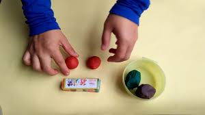 Makanan ini cocok menemani anda di akhir pekan atau memuaskan hati saat ingin merasakan petualangan memasak. Cara Membuat Donat Dari Plastisin Cara Membuat Kreasi Dari Plastisin Play Doh Lukisan Gunakan Mangkuk Besar Lalu Masukan Terigu