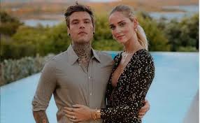 Audience reviews for chiara ferragni: Chiara Ferragni Und Fedez Tupfer Auf Sardinien Herrscht Etwas Schwere Luft L Unione Sarda It