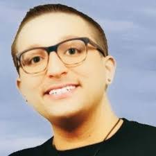 Laura Gatz's Instagram, Twitter & Facebook