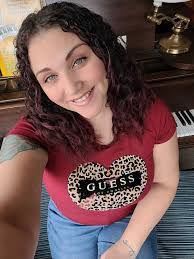 Marissa Burns's Instagram, Twitter & Facebook