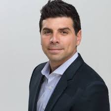 Brad Farber's Instagram, Twitter & Facebook