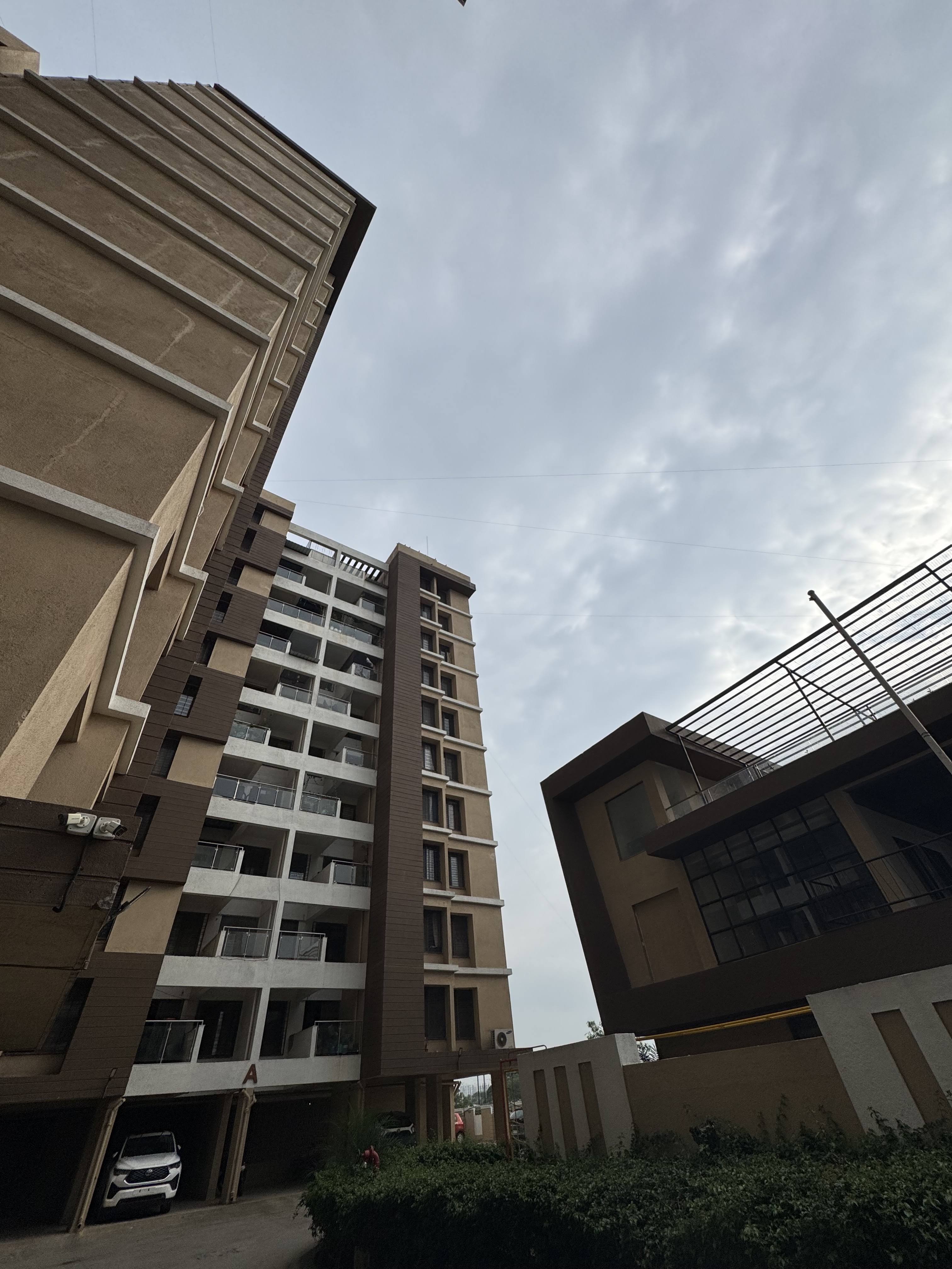 1 BHk For sale product image
