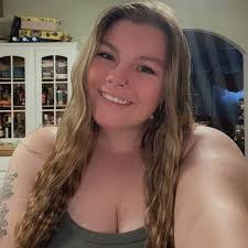 Brittany Cornwell's Instagram, Twitter & Facebook