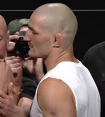 Sean Strickland: "I give staph. I don't f-- get staph." 🤔