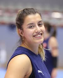 Oturarak Voleybol Kadın Milli Takımımız, Norveç'in Stavanger şehrinde  düzenlenen Avrupa Şampiyonası B kategorisindeki ilk maçında Norveç'i 3-0  (25-8, 25-11, 25-10) mağlup etti ve organizasyona galibiyetle başladı.