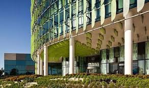 The 30 Most Architecturally Impressive Hospitals In The World Hospital Architecture Healthcare Architecture Hospital Design