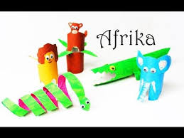 Basteln Mit Kindern Afrikanische Tiere Aus Papierrollchen Elefant Schlange Affe Lowe Krokodil Basteln Mit Kindern Basteln Ideen Sommer Klorollen Basteln