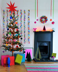 Free contemporary christmas decorations vector download in ai, svg, eps and cdr. 53 Wonderfully Modern Christmas Decorated Living Rooms