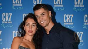 One of the most successful girlfriend of the (g.o.a.t). So Nackt Zeigt Sich Die Freundin Von Cr7 Cristiano Ronaldo Promiwood