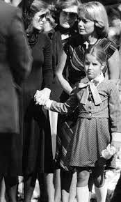 In 1962 or 1963, elvis managed to talk the understandably reluctant beaulieus into allowing their teenage daughter to live with his father, vernon, and stepmother, dee presley, at a home elvis purchased on hermitage drive in memphis located at the back of graceland. Pin On Daddy Girl