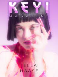 Ramón Daniels, better known as @_machino with photos by @keyistudio , is a  Mexican electronic music producer from Tijuana, now based in Los Angeles.  With roots in punk and over a decade