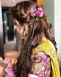 For medium or short hair, fill the body with waves or a we hope these wedding hairstyles for brides made your choice a little easier. Trending Bridal Hairstyles That Every To Be Bride Must Check Out Rish Agarwal Best Candid Wedding Photographer Delhi India