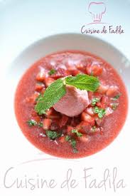 Soupe De Fraise A La Menthe Et Sorbet A La Fraise In 2020 Desserts