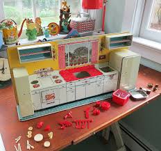 marx modern toy kitchen set, circa 1950