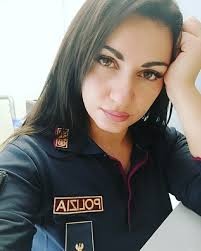 Mi sento solo 🌸✨🥲 Mandami un messaggio privato 💕 ⤵️  https://chat-privata.my/egRaC