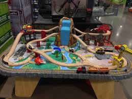 Passengers wave to the smiling townsfolk as they zip by. Kidkraft Train Table Assembly Instructions Novocom Top