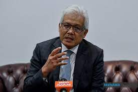 His press secretary zulkifli bujang, when contacted by bernama, confirmed the matter. Bernama Igp Should Report Allegation Of Cartel Within Police Force To Spp Home Minister