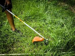 Compared to the stihl i have, this is lighter in weight. Best Gas String Trimmer For Pros And Property Owners Pro Tool Reviews