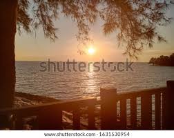 Pantai cahaya weleri tempat rekreasi dan spot mancing pinggiran. Shutterstock Puzzlepix