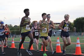 Running shoes, clothing, gear & accessories. Img 1088 Naperville Running Company Flickr