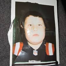 EDIT: found the mum 🥰 Found: Falmouth walmart parking lot, I'm not sure if  this means something to somebody, but it's rare to see physical pictures.  Does anyone recognize who it might