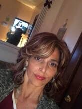 Rosie Mclaughlin's Instagram, Twitter & Facebook