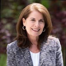 I am thrilled to join the team at ExecOnline, Inc.