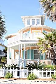 Beach Cottage Interior Decor For You Dream Beach Houses Beach House Decor Beach House Exterior
