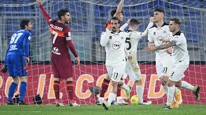 Spezia roma live score (and video online live stream) starts on 23 may 2021 at 16:00 utc time in serie a, italy. 2 Rote Karten In Einer Minute Roma Unterliegt Spezia Italienpokal Sportnews Bz