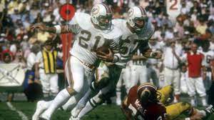 Miami Dolphins Legend Jim Kiick Passes Away At 73 Yardbarker Miami Dolphins Dolphins World Football League