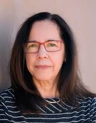 Alicia Maldonado's Instagram, Twitter & Facebook