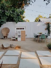 Updating Our Old Fence On A Budget Almost Makes Perfect Old Fences Outdoor Decor Backyard