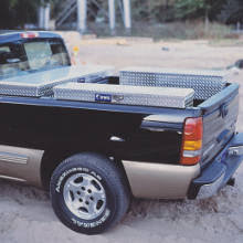 The finishes of truck tool boxes can either be black or white and you will have an option to. Amazon Com Uws Ec30203 48 Inch Matte Black Heavy Wall Aluminum Truck Side Tool Box With Low Profile Rigidcore Lid Automotive