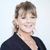 Brooke Mcalpine's Instagram, Twitter & Facebook