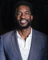 New Headshots for the business 📈 💼 📸