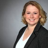 Melanie Pohl's Instagram, Twitter & Facebook