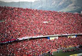 Además el juego de hoy será muy especial para los asistentes, el club y la hinchada rendirán homenaje a las víctimas del accidente aéreo ocurrido el pasado lunes. Hinchada Deportivo Independiente Medellin Dalerojo Net Sitio Numero 1 Del Dim Dalerojo Net Sitio Numero 1 Del Dim