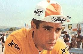 [Immagine: images?q=tbn:ANd9GcQhLvFlr2XnXZXxsQiJmL7...w&usqp=CAU]