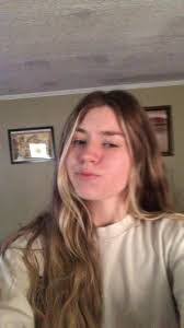 Marta Wright's Instagram, Twitter & Facebook