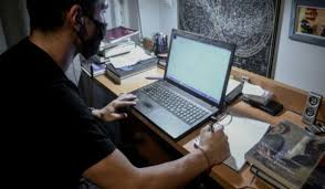 Πρόκειται για την κόρη του αείμνηστου ερρίκου διβάνη, του γνωστού ομίλου ξενοδοχείων σε. 8rhnos Gia To Xamo Ths 33xronhs Ellhs Dibanh Larissanet Gr