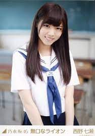 pin on 制服少女 坂道 48g