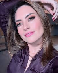 LO constante, lo mutuo, lo real, así les deseo un amor en todos los  sentidos. 💋feliz día del amor y la amistad, que tanta falta hacen en el  mundo. 🌎 #happyvalentinesday