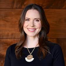 Emily Hartmann's Instagram, Twitter & Facebook